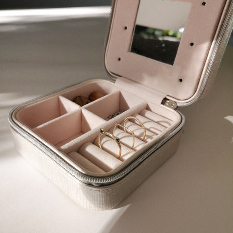 Premium Portable Jewelry Case - MOVIDA 
