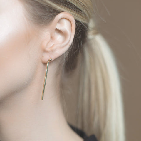 14K Asymmetrical Triangle Earrings - MOVIDA 